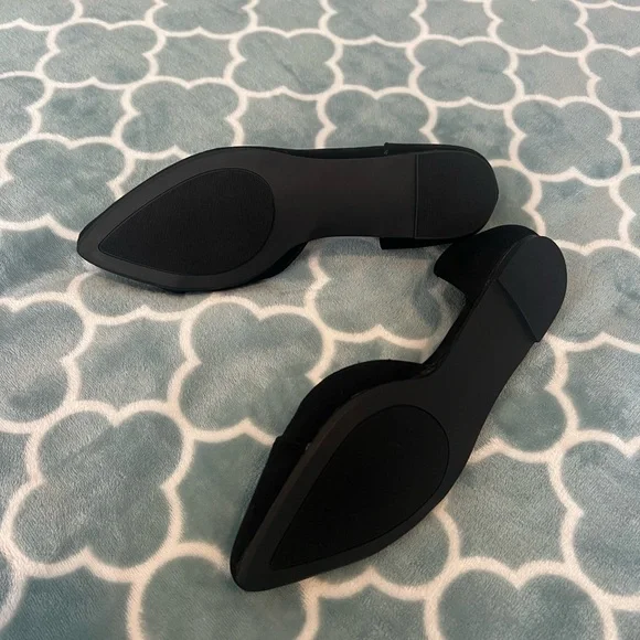 JustFab Women's Black Flats BRAND NEW - Picture 4 of 4